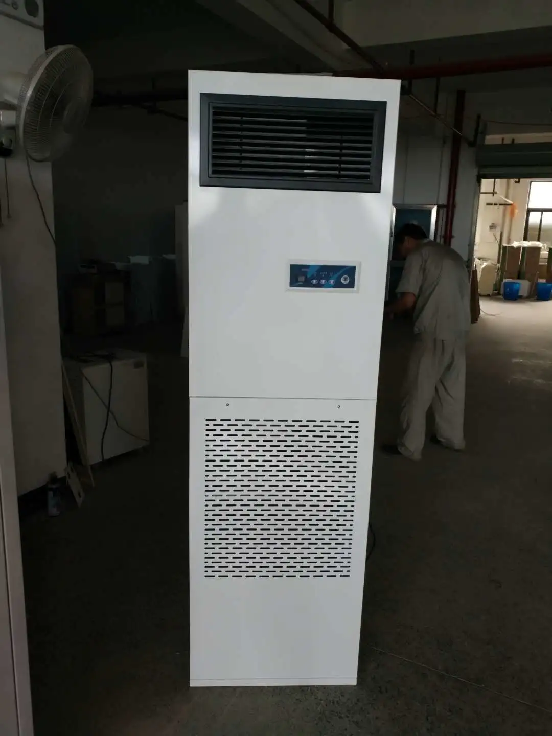 湿膜柜机加湿器.jpg